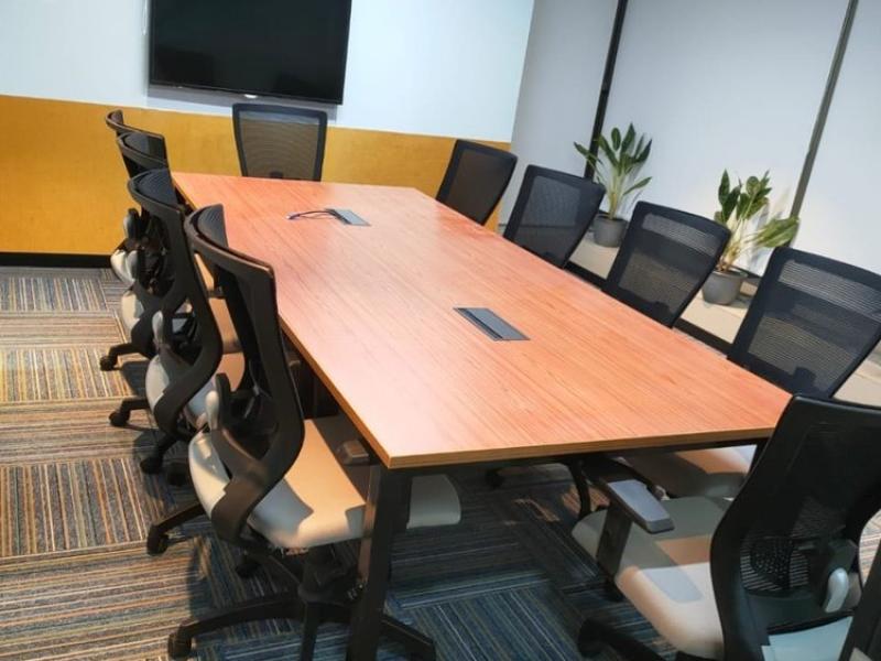 Meeting Table Set